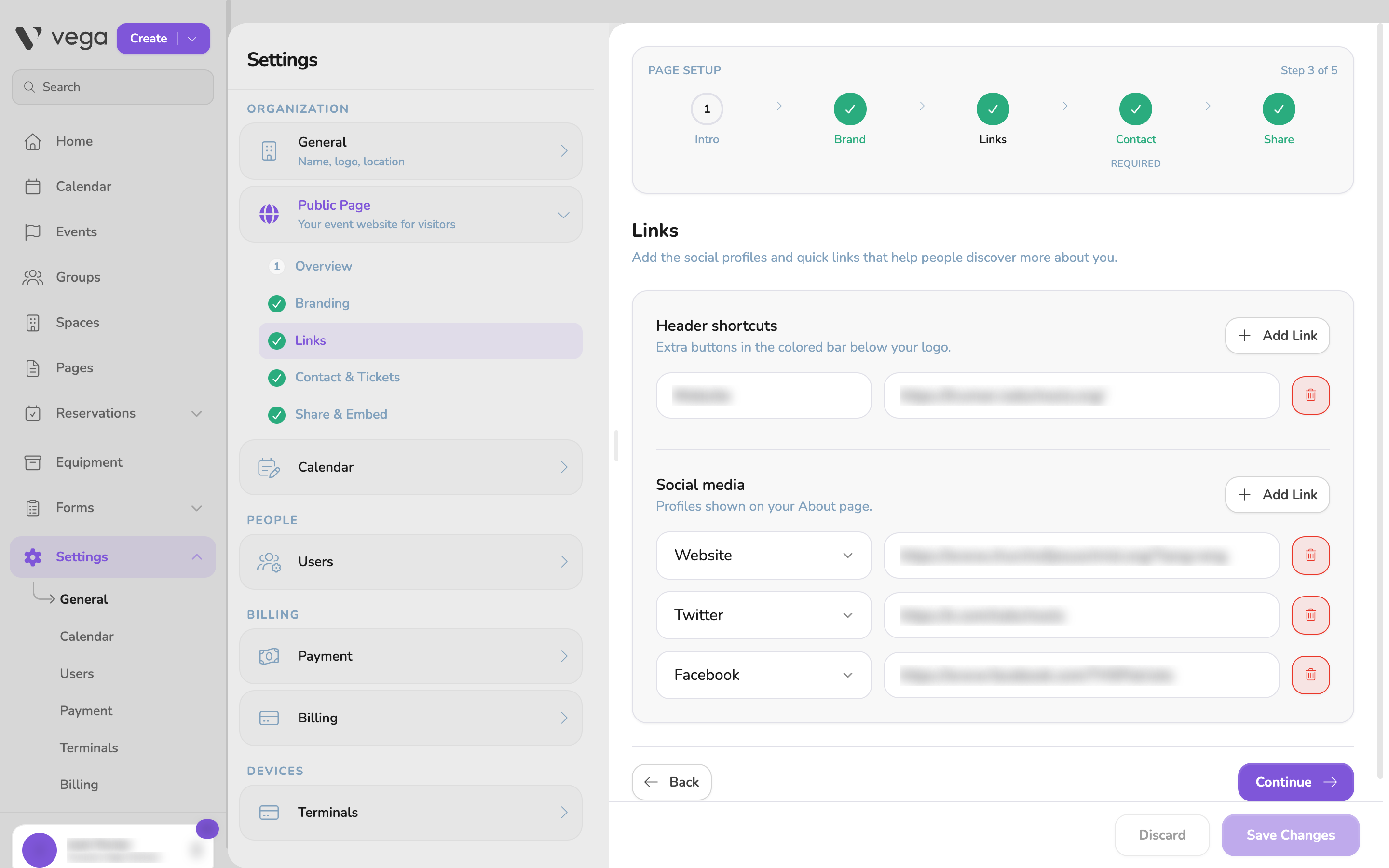 Links step with a couple of header shortcuts added and a couple of social media entries filled in